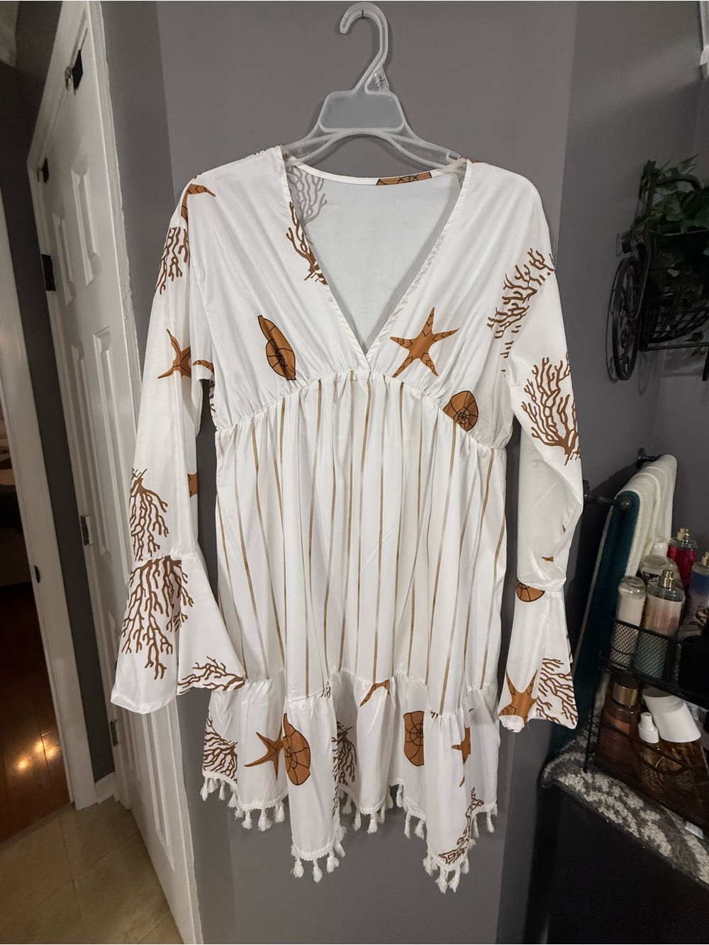 White & Brown Seashell Print V-Neck Women’s Tunic Top